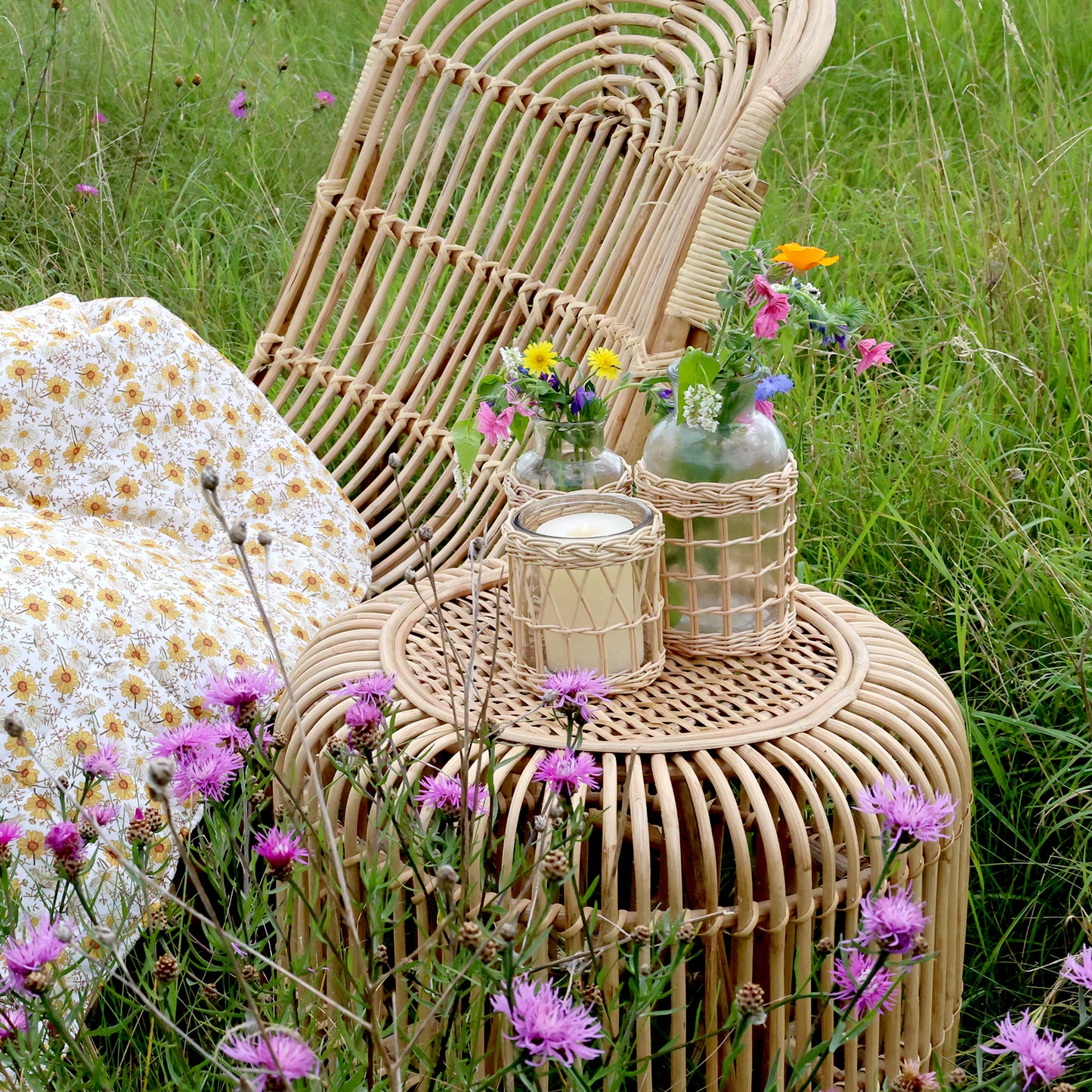 Tisch / Couchtisch / Gartentisch