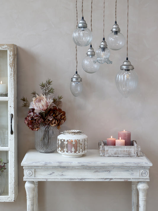 Hängelampe mit Glasschirm