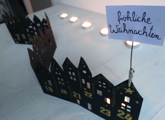 Adventsdorf Silhouette / Adventskalender immwährend