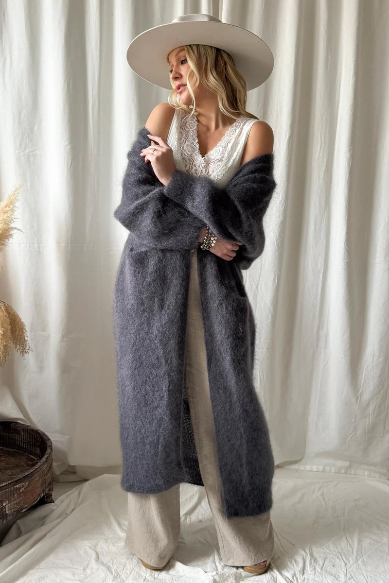 Strickjacke Forever in Love dunkelgrau