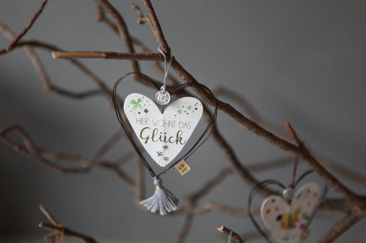 Schmuckherzen. Hier wohnt das Glück