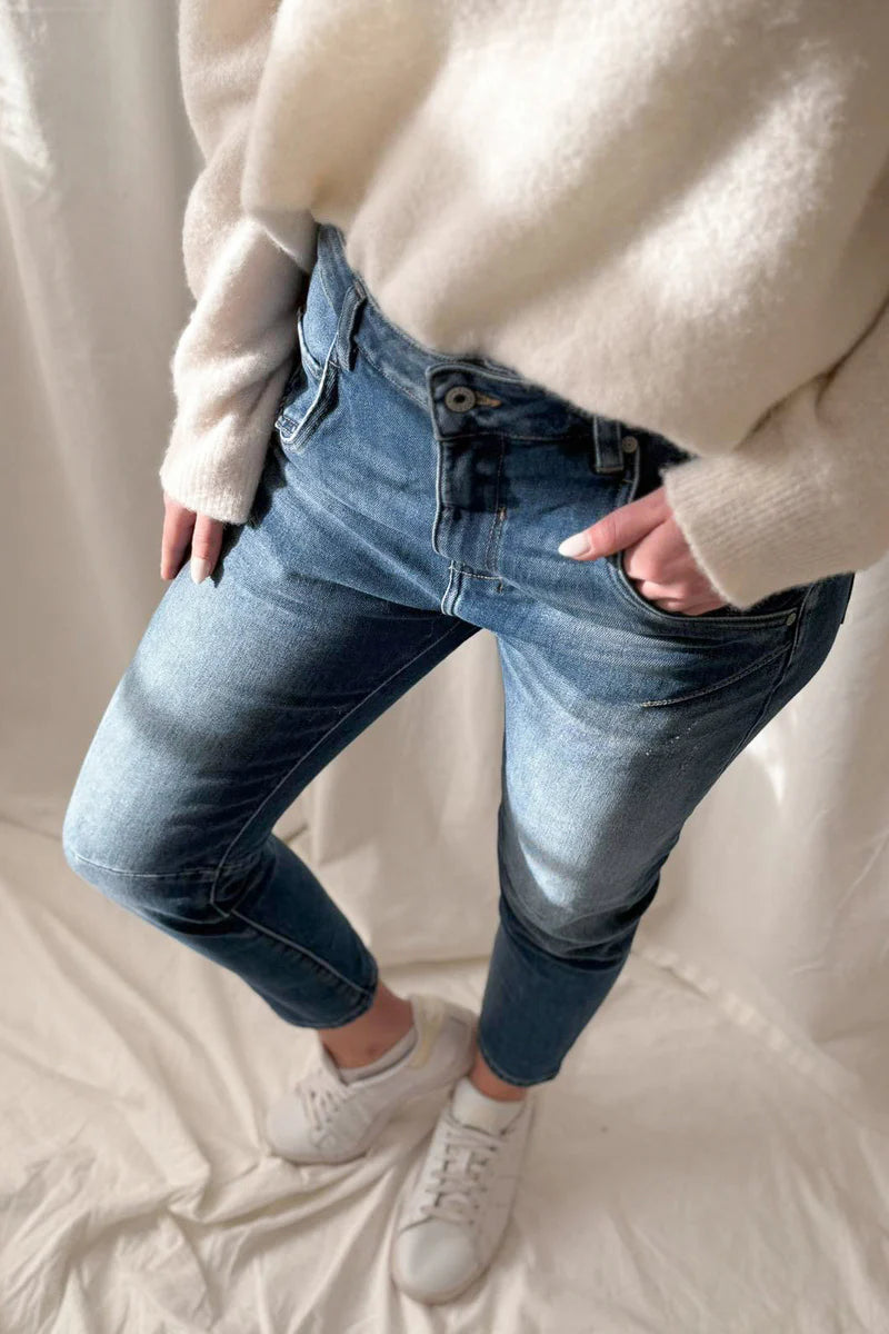 Jeans First sight