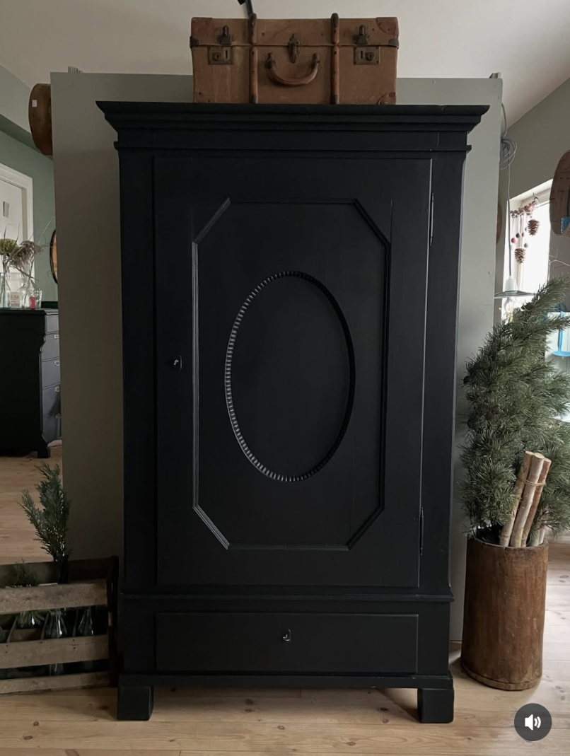 midnight black