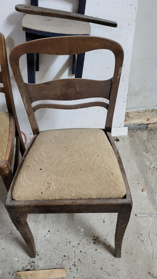 Toller Stuhl "Josef"