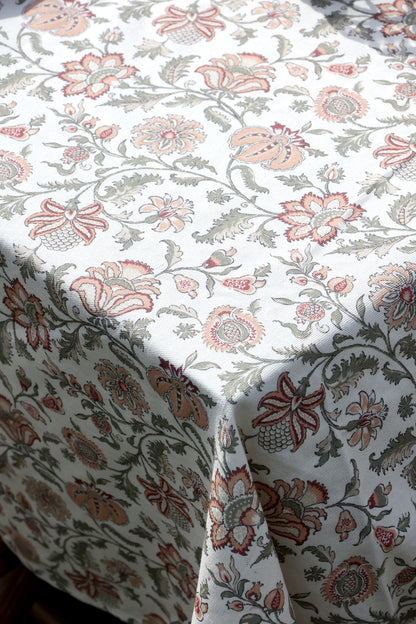 Tischdecke mit Blumenmuster 240x140 cm