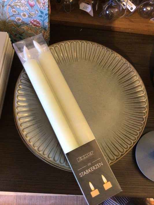 LED Stabkerze im 2er Set creme
