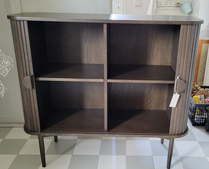 Sideboard mit Schiebetüren