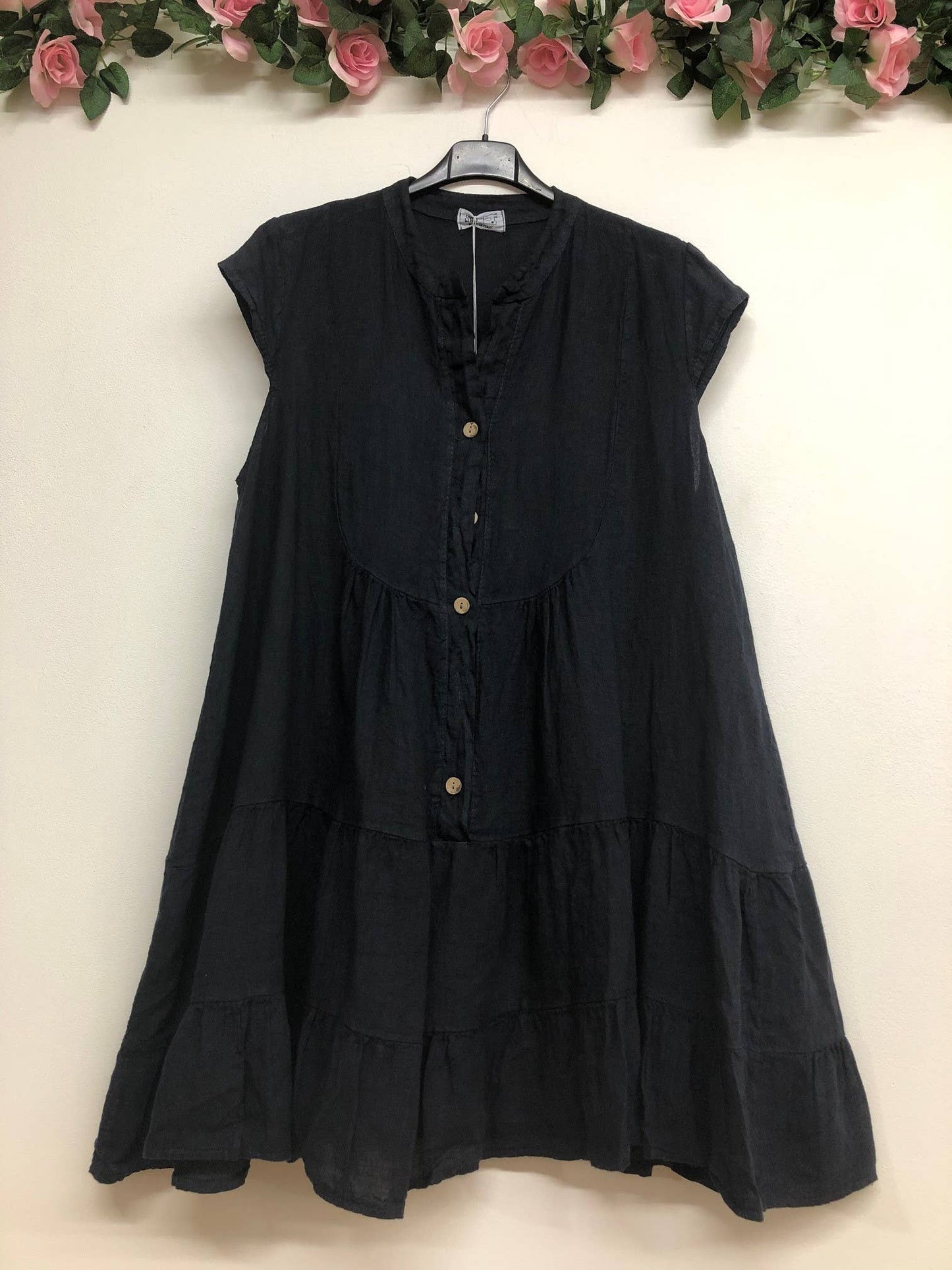 Kleid aus 100 % Premium-Leinen: Schwarz