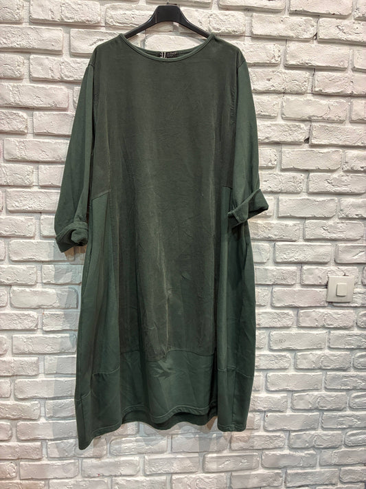 Kleid aus zweimaterialigem Cord 2084 100% Baumwolle: Tanne Grün