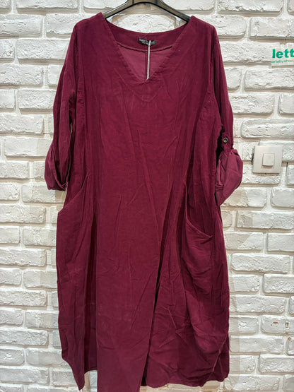KLEID 772 100% Baumwolle Cord: Bordeaux