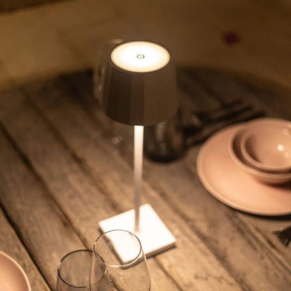 Tischlampe William White