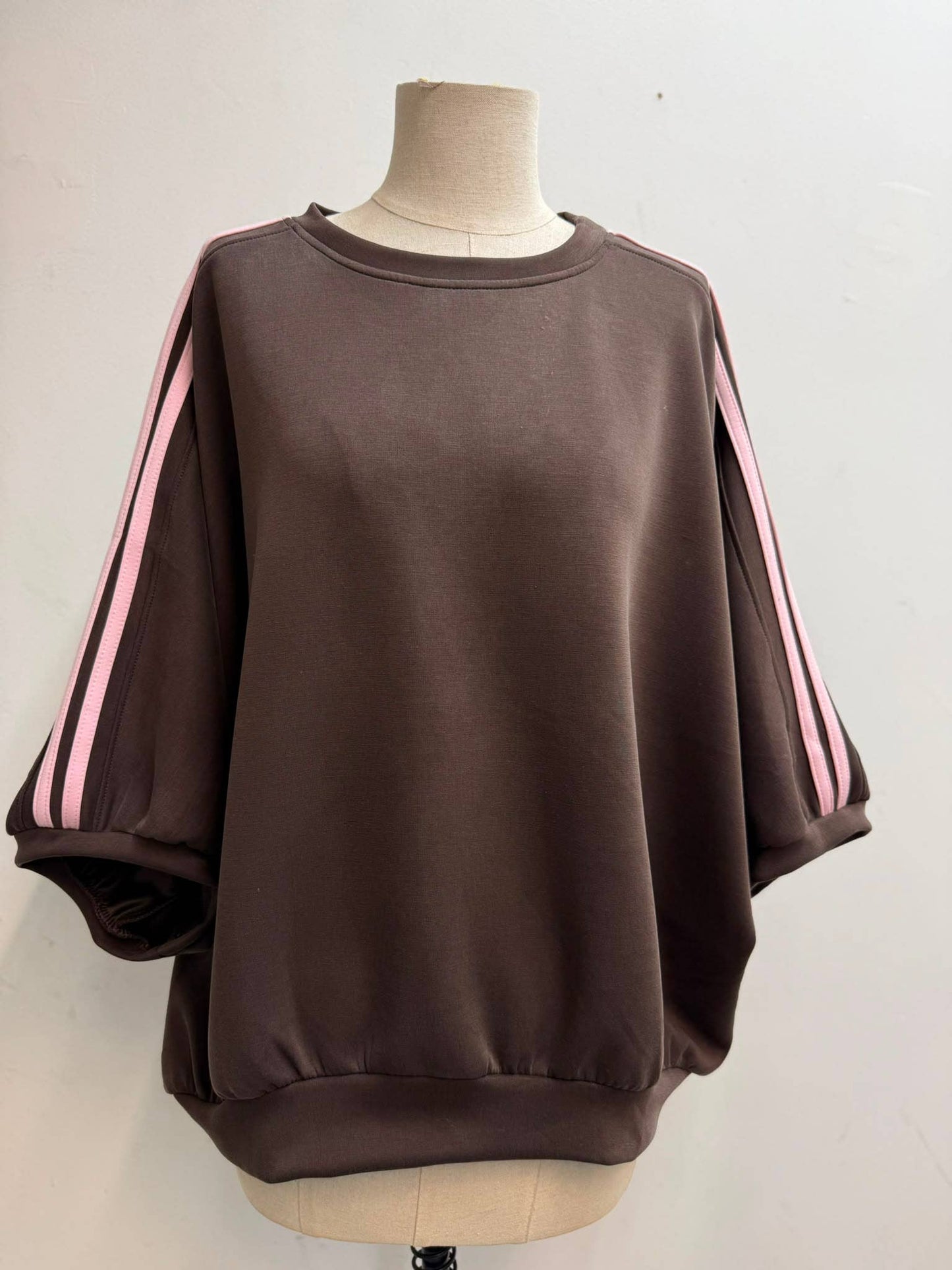 Oversize-Sweatshirt mit Fledermausärmeln: Taupe / Eine Größe 51511