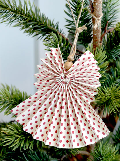Engel aus Papier cherry