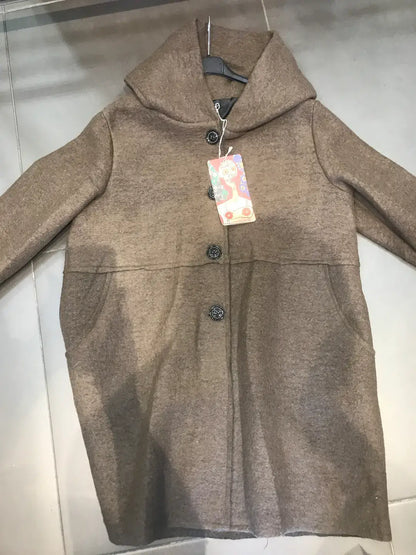 Mantel 80 % Wolle, 20 % Polyester, hergestellt in Italien: Persimmon