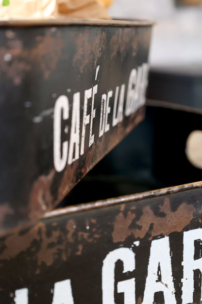 Tabletts Café de la Gare