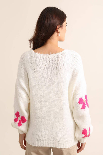 Strickjacke mit Schmetterlingsmuster und Perlenbesatz Weiß