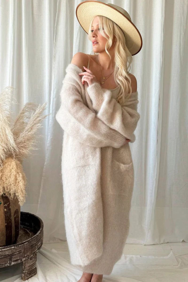 Strickjacke Forever in Love beige