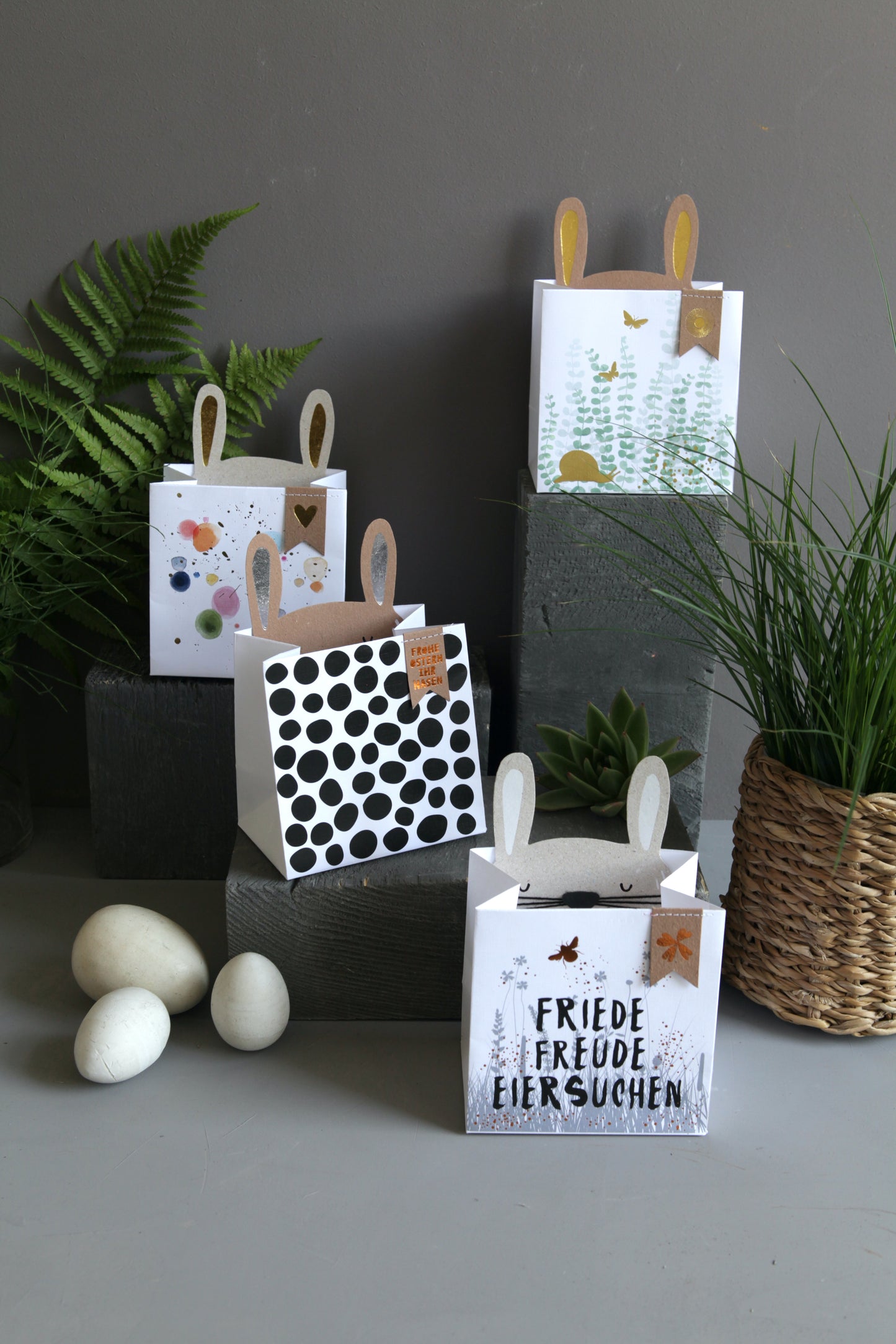 Eiertüten "schwarze Punkte"