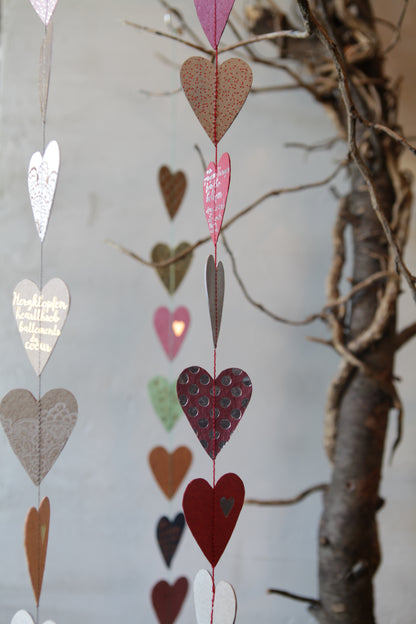 Herzkette "Herzklopfen" grau