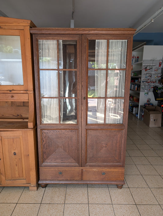 Schrank / Vitrine "Bernhard"
