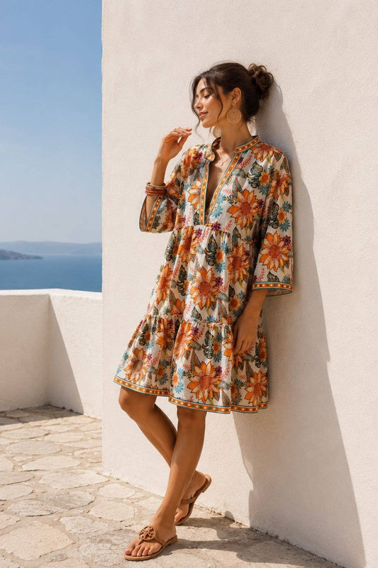 Kurzes Boho-Kleid aus bedruckter Baumwolle mit Sonnenblumenmuster: Orange