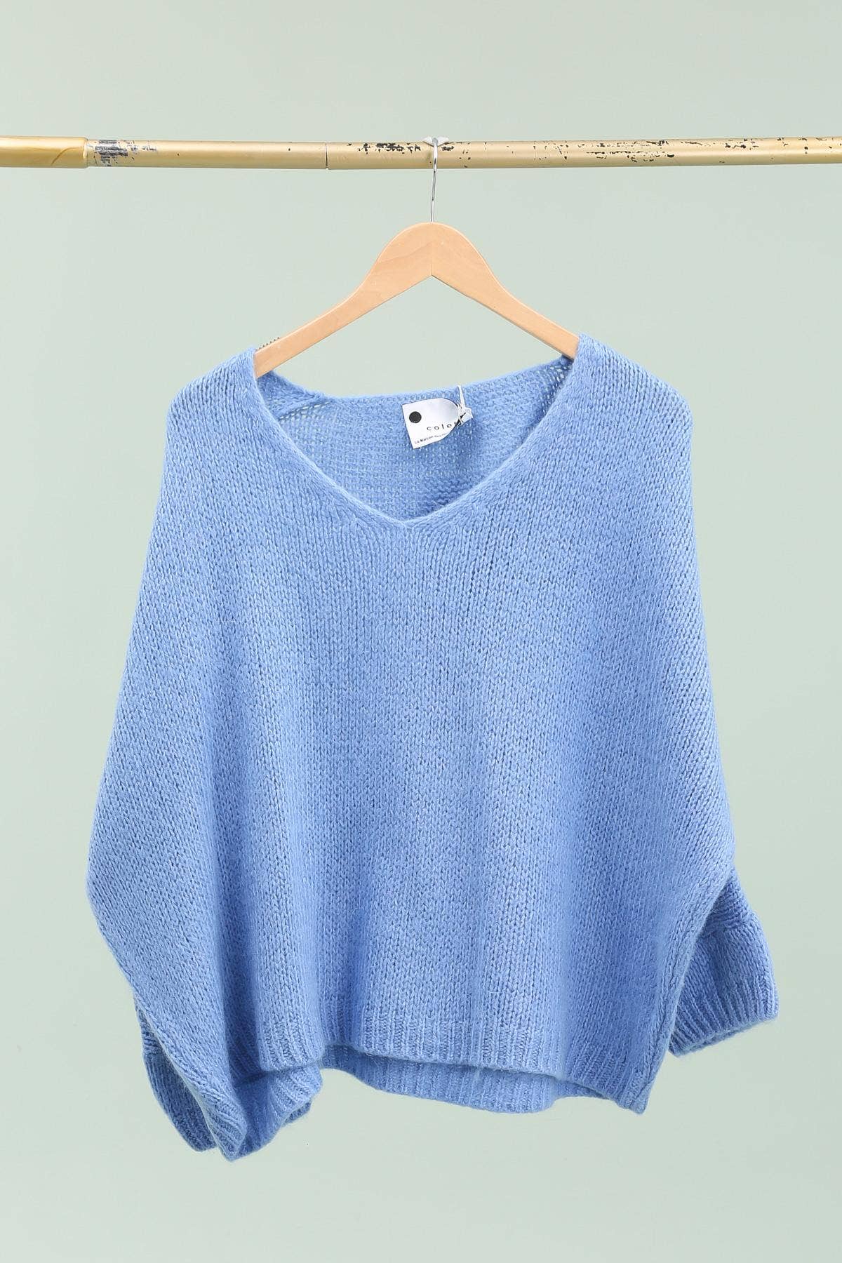 Pullover aus 8 % Wolle, 22 % Mohair, 30 % Polyamid, 40 % Acryl: Azurblau