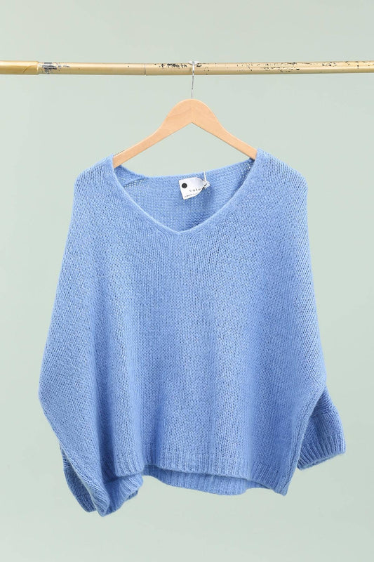 Pullover aus 8 % Wolle, 22 % Mohair, 30 % Polyamid, 40 % Acryl: Azurblau