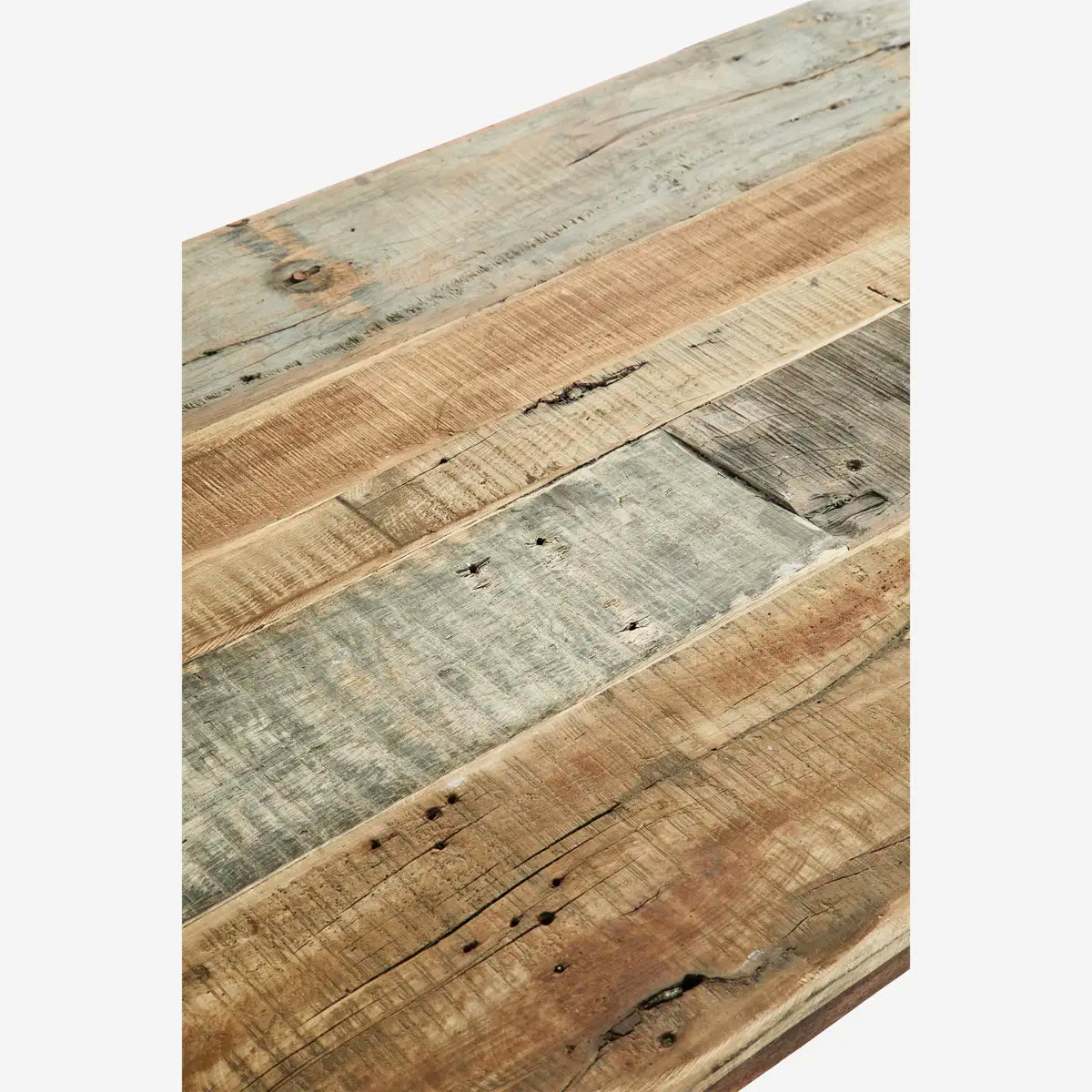 Tisch recycelt