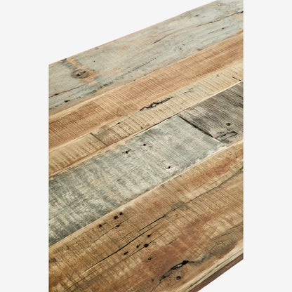 Tisch recycelt