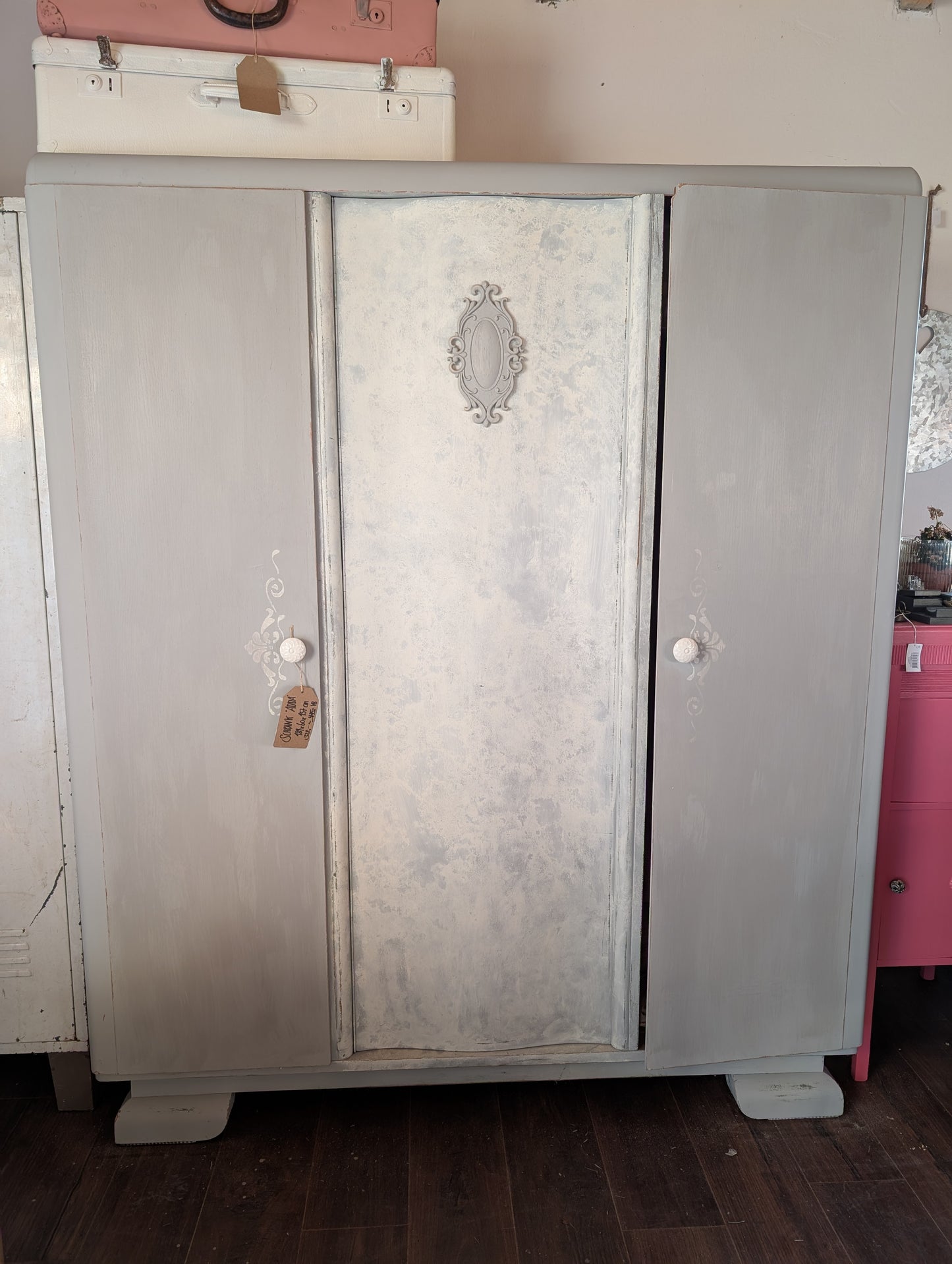 Schrank "Adda"