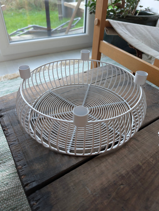 Adventskranz gedecktes Weiß