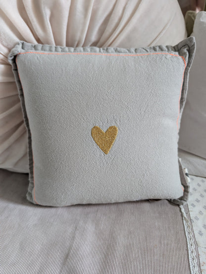 Mini Kissen. Goldenes Herz