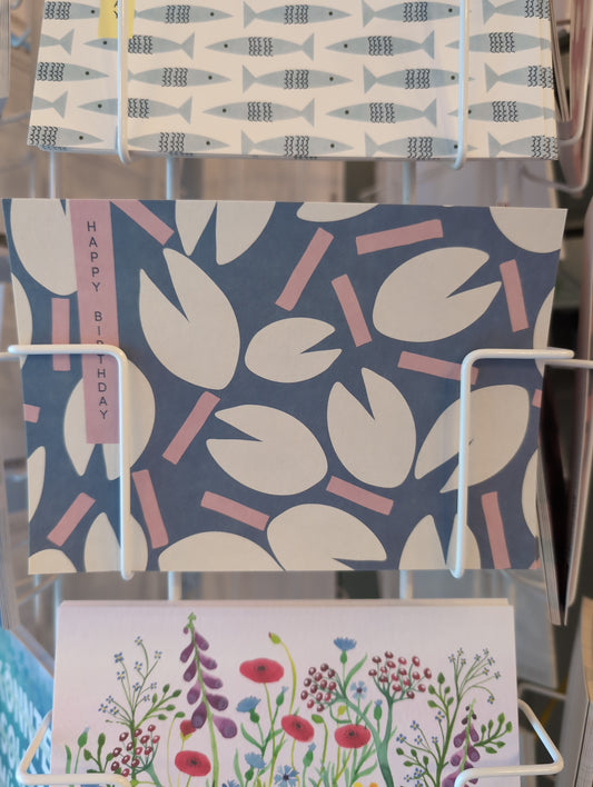 Postkarte „HAPPY BIRTHDAY water lily“