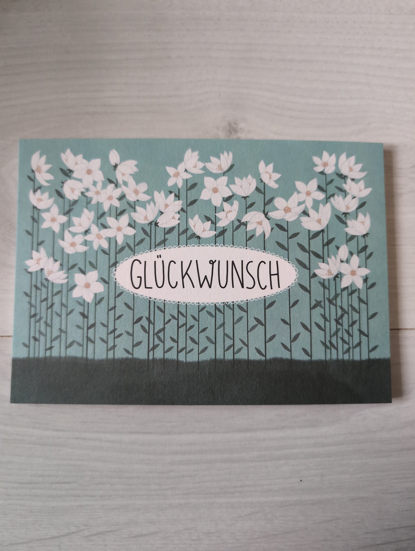 Postkarte "Glückwunsch - Weiße Blüten"