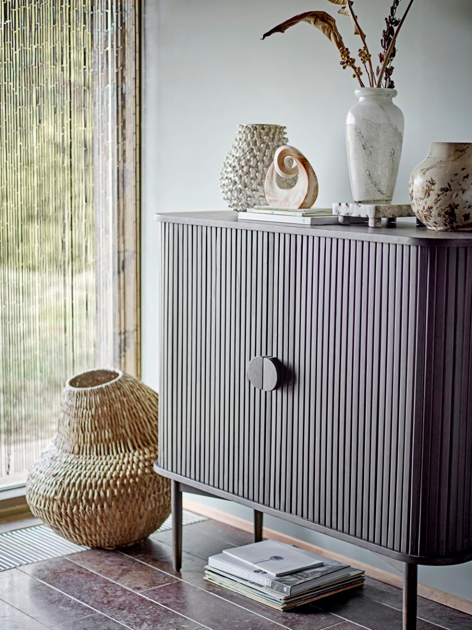 Sideboard mit Schiebetüren