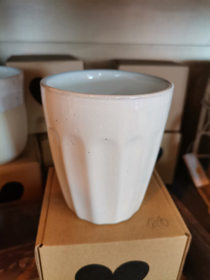 Becher